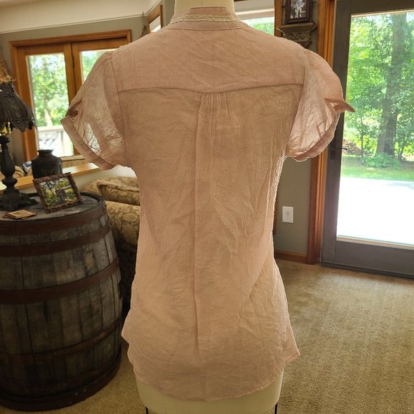 Pale Pink blouse with cream embroidered - Picture 3 of 6